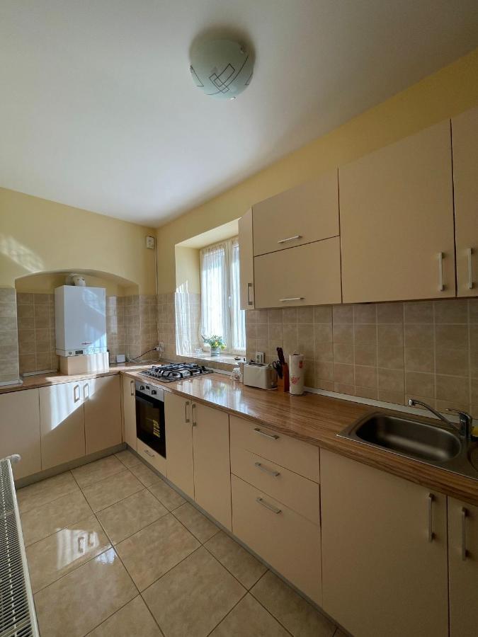 Londof Schei Apartments - Downtown Braszów Zewnętrze zdjęcie